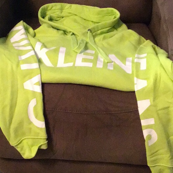 Calvin Klein Light Sweatshirt - Picture 2 of 6